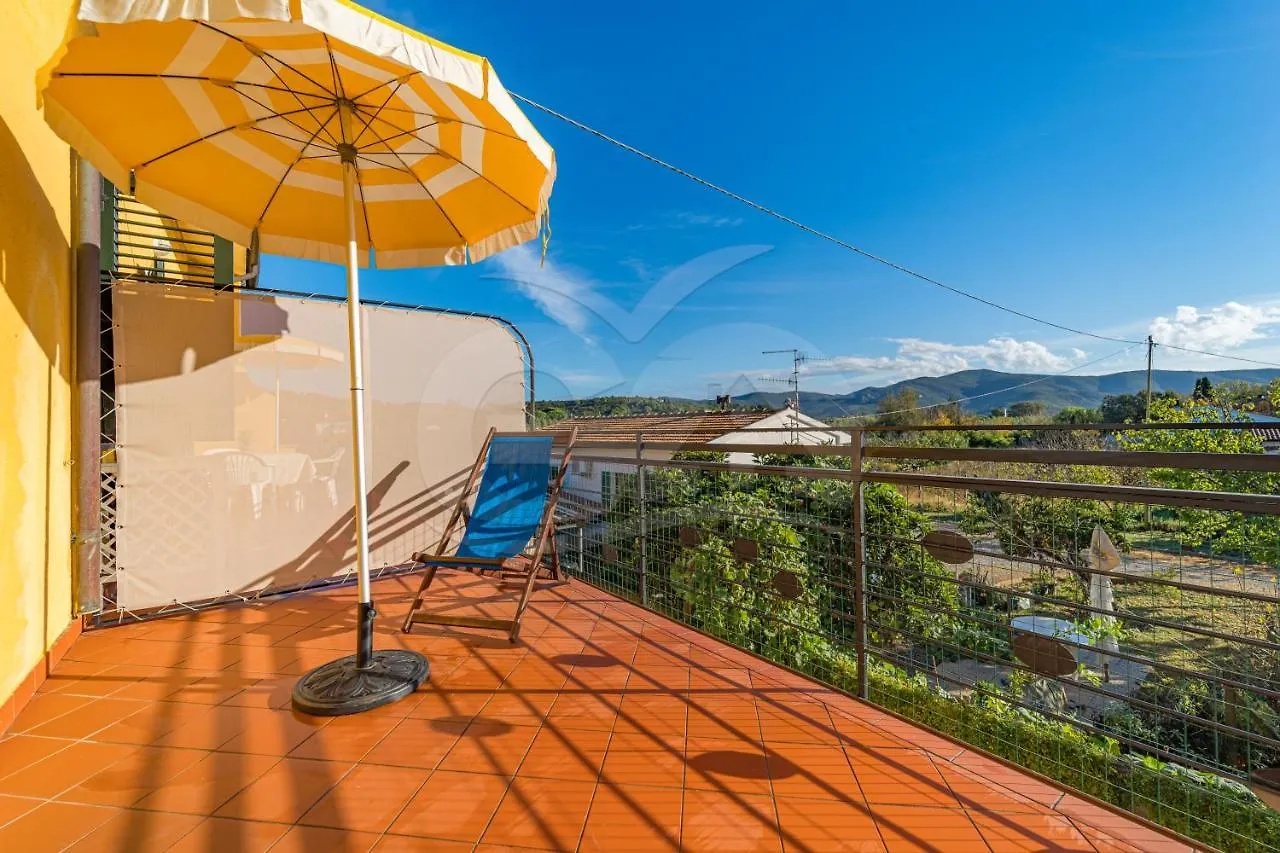 Residence Gli Olmi - Goelba マリーナ・ディ・カンポ 0*,  イタリア