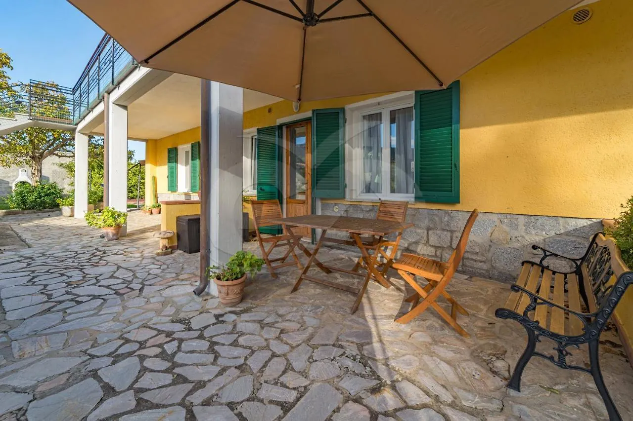 Residence Gli Olmi - Goelba マリーナ・ディ・カンポ アパートホテル