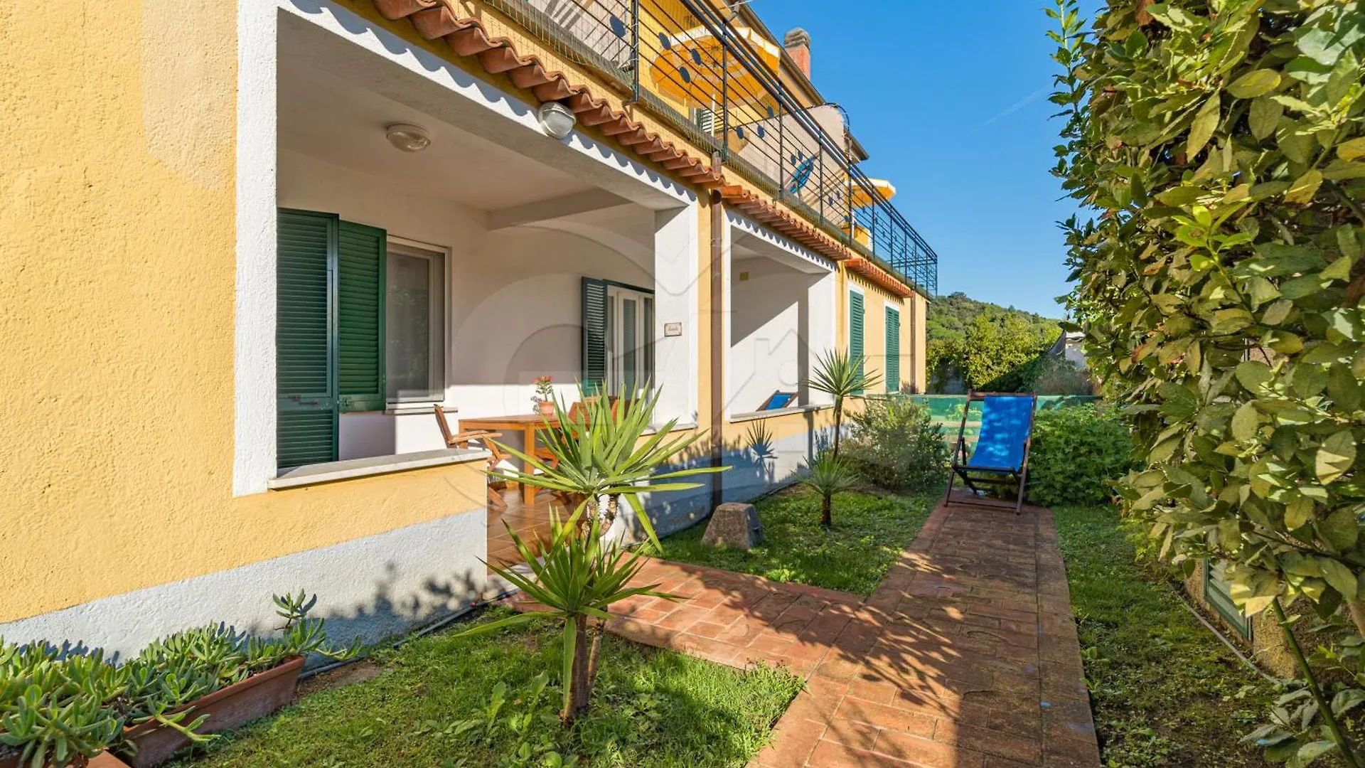 アパートホテル Residence Gli Olmi - Goelba マリーナ・ディ・カンポ イタリア